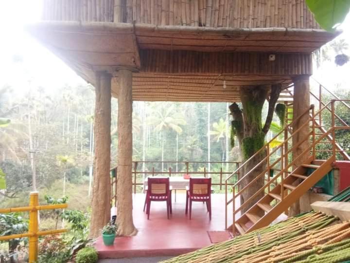 Kalidasa Tree House And Villa, Wayanad Chegat Exterior photo